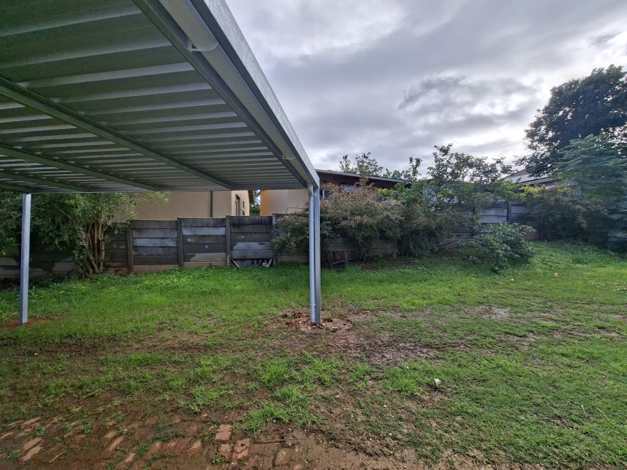 3 Bedroom Property for Sale in Van Riebeeck Hoogte Eastern Cape